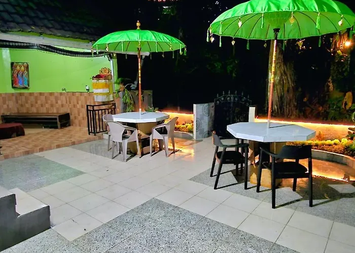 View Downtown Hostel